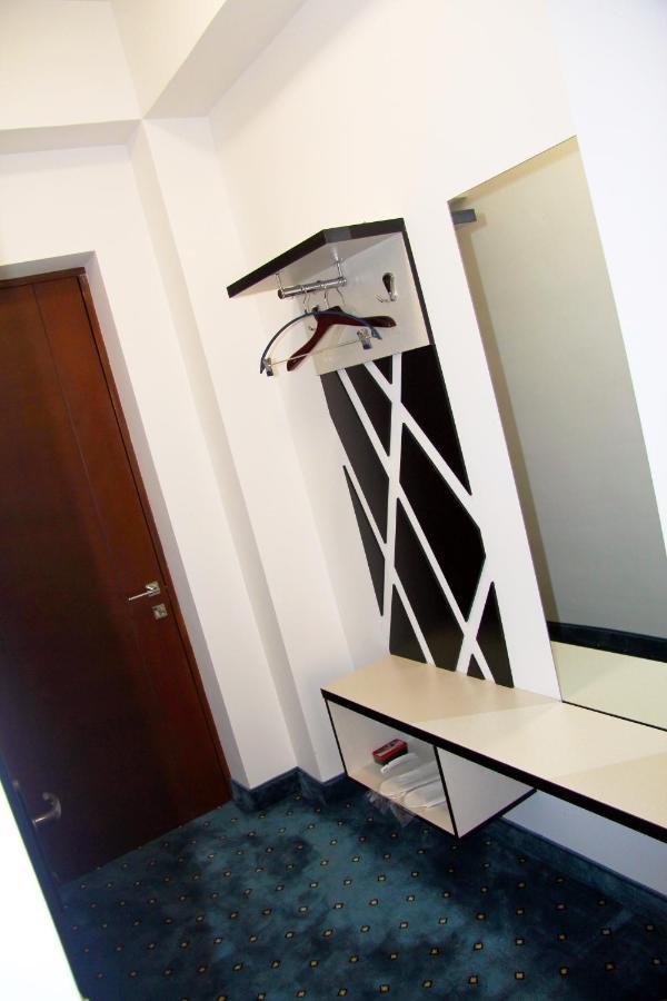 Nice Hotel יירבאן מראה חיצוני תמונה